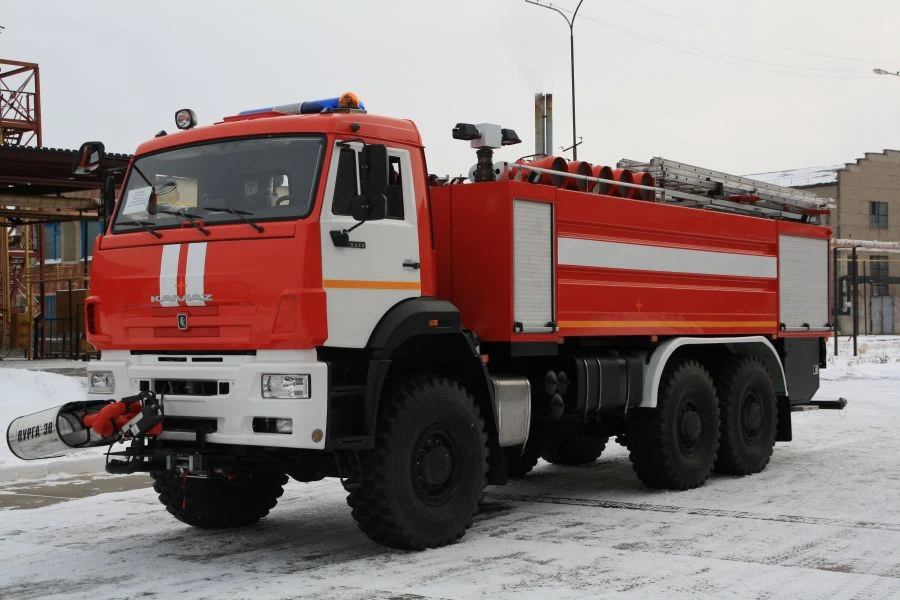 Fire tanker truck ??-(5,0-9,0)-(40-100) (65222)
