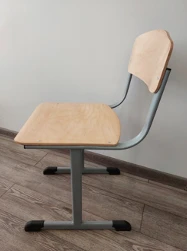Non-adjustable pupil's chair, model No. CH