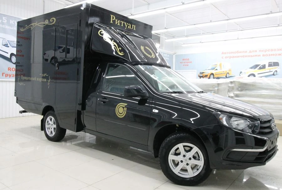 Vehicle for the transport of dead bodies in the version "Ritual services", modification GRNTPE, category N1, on the base of tra
