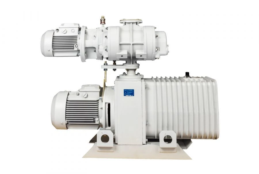 Double-rotor vacuum unit AVD-50/16