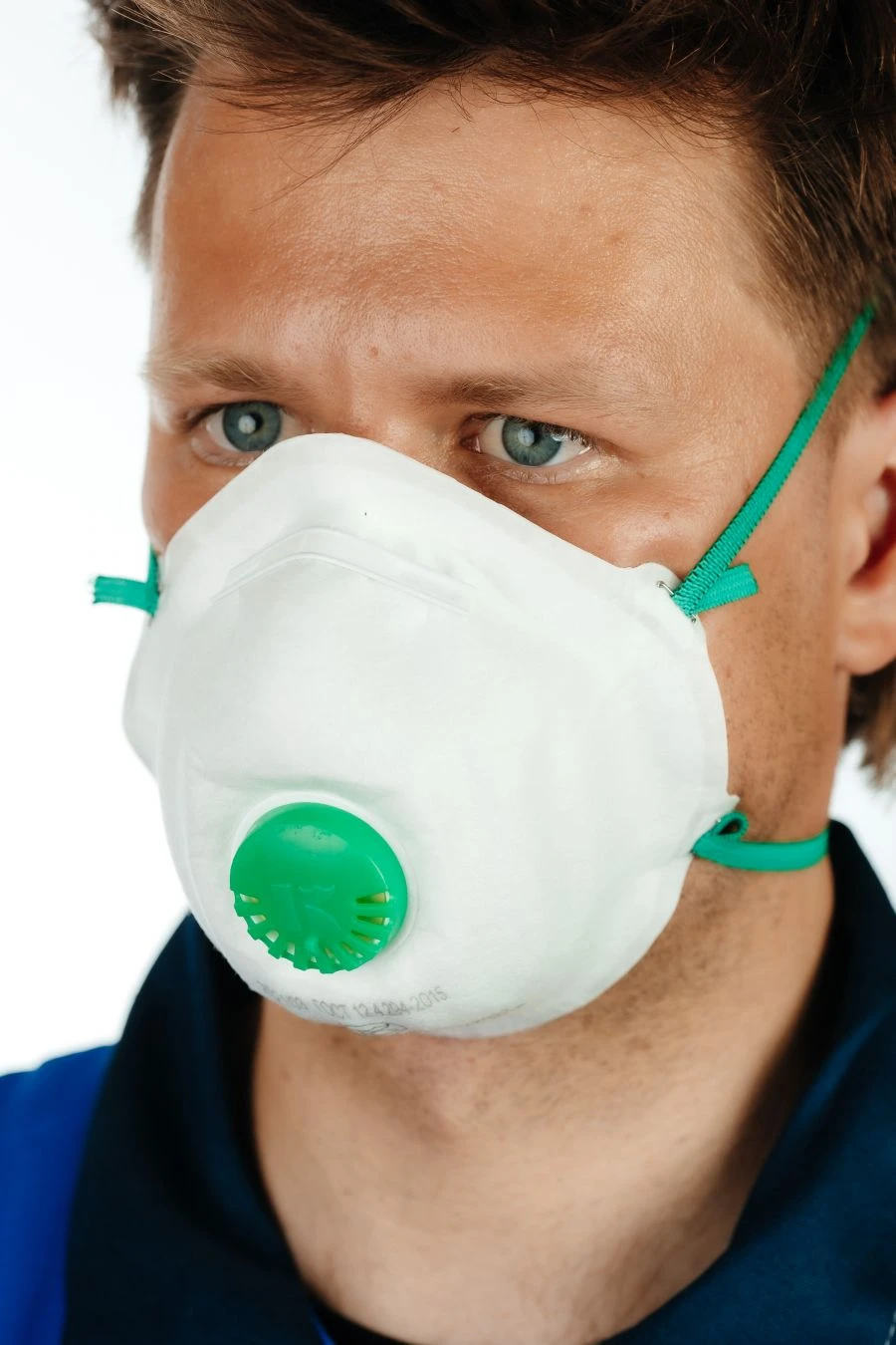 Filtering mask for protection against aerosols (respirator) "SPIRO-3121" FFP2 NR D