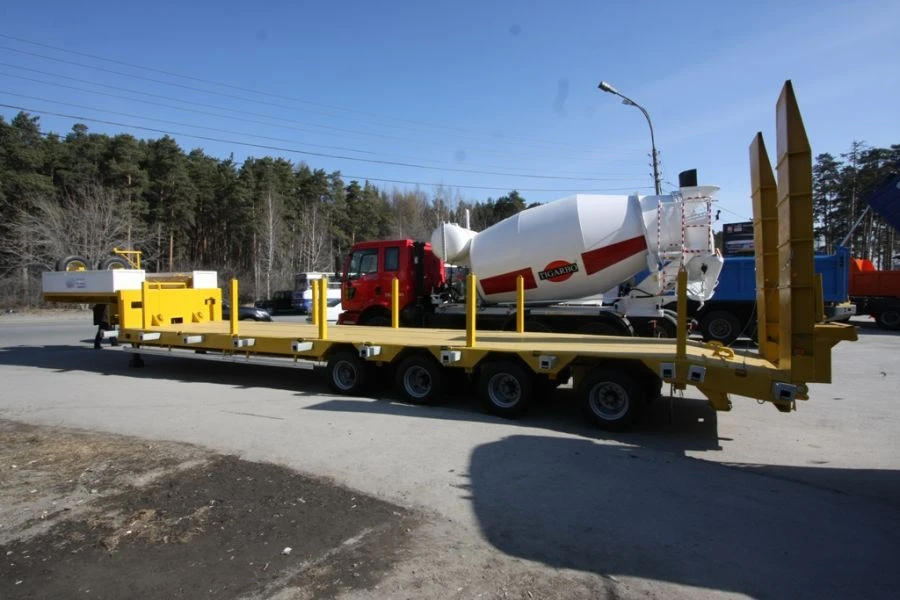 Semitrailer Politrans 94184-013. In design: metal platform with a loading platform, with a flatbed in the front part of the trai