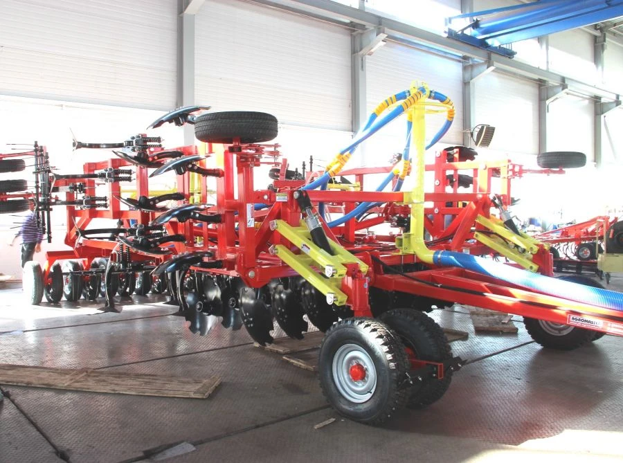 Disc-cultivator sowing complex "Agrator DK-6600"