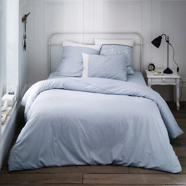 Garment linen articles of the 1st layer for adults: duvet cover of cotton fabrics.