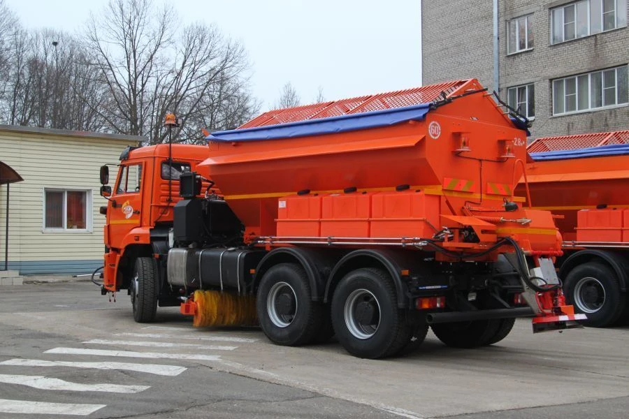 Combined ED 405V1M road machine on KAMAZ 6520-53, 6520-V5 chassis