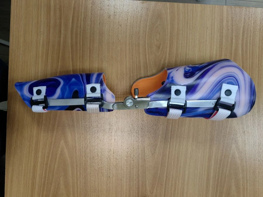 Unilateral knee joint apparatus AN4-22