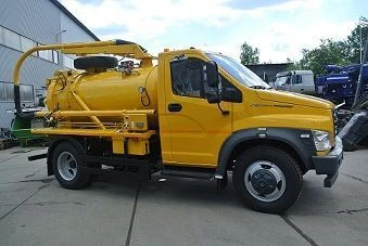 Slush truck 46830S-9 on chassis GAZ S41R13