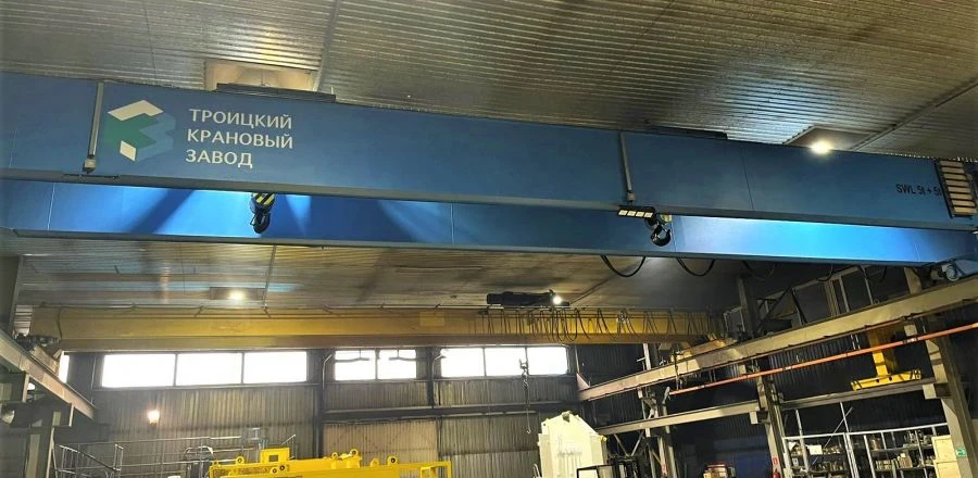 Electric double girder overhead travelling crane, model KM2-A-B-C-D-E