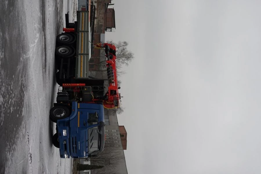 Special purpose vehicle with MKMA type hydraulic loading crane on the basis of KAMAZ 65117 and its modifications 64K36N-U6