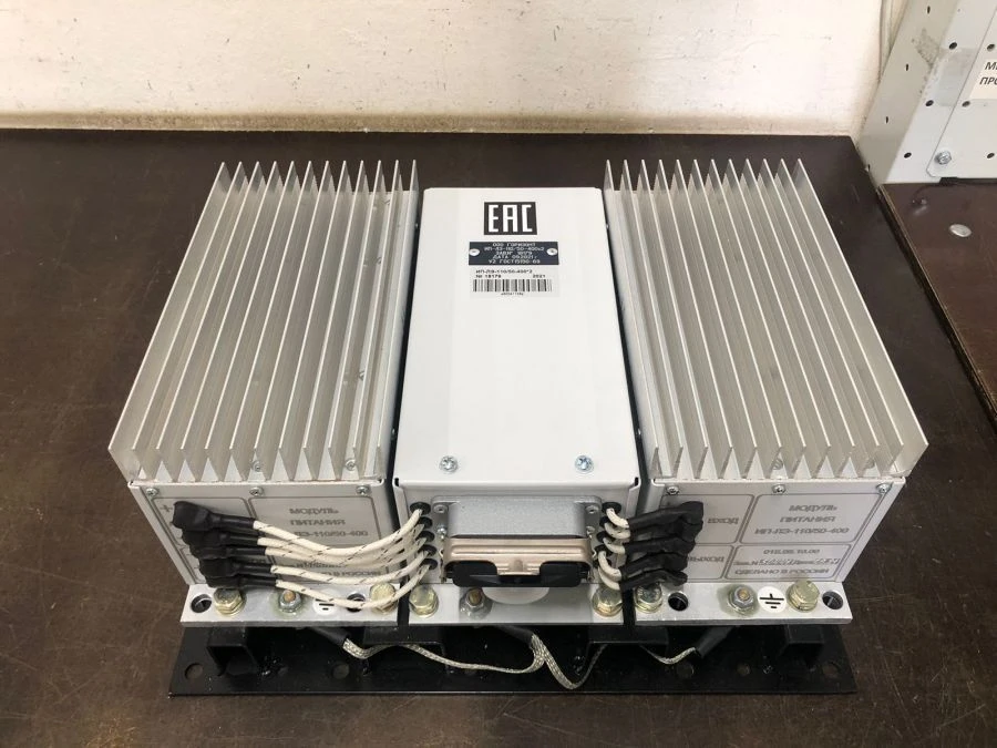 Power supply source for locomotive electronic equipment IP-LE -110/50-400x2 (IP-LE110/50-800) 01B.05.00.00.00