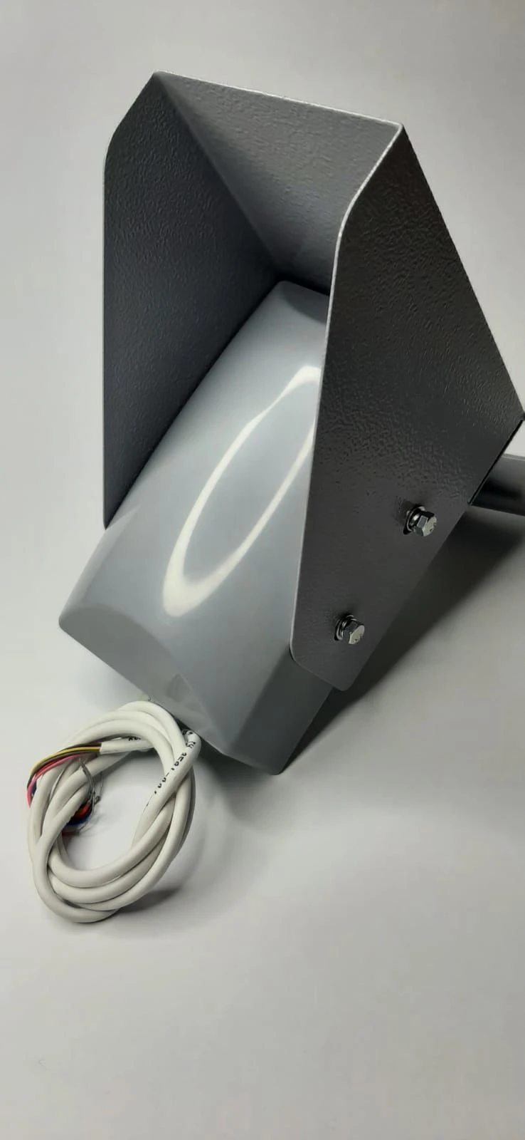 Radio-wave volumetric security detector "GROZD-30"