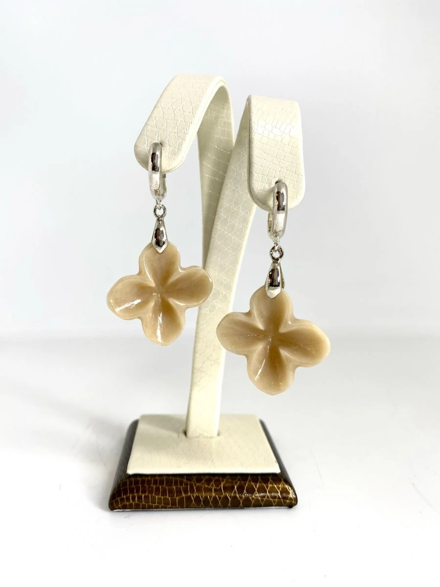 Earrings "Flowers" (Vitimskiy jade)