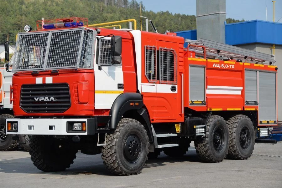 Fire tanker truck ??-5,?-(40-70), type 5883, modification 58810T, on chassis Ural-4320-78, 4320-80, 4320-82, 4320-84