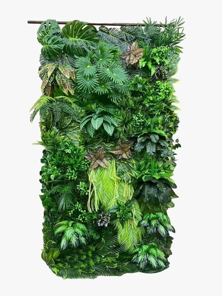 Panorama Artificial greenery