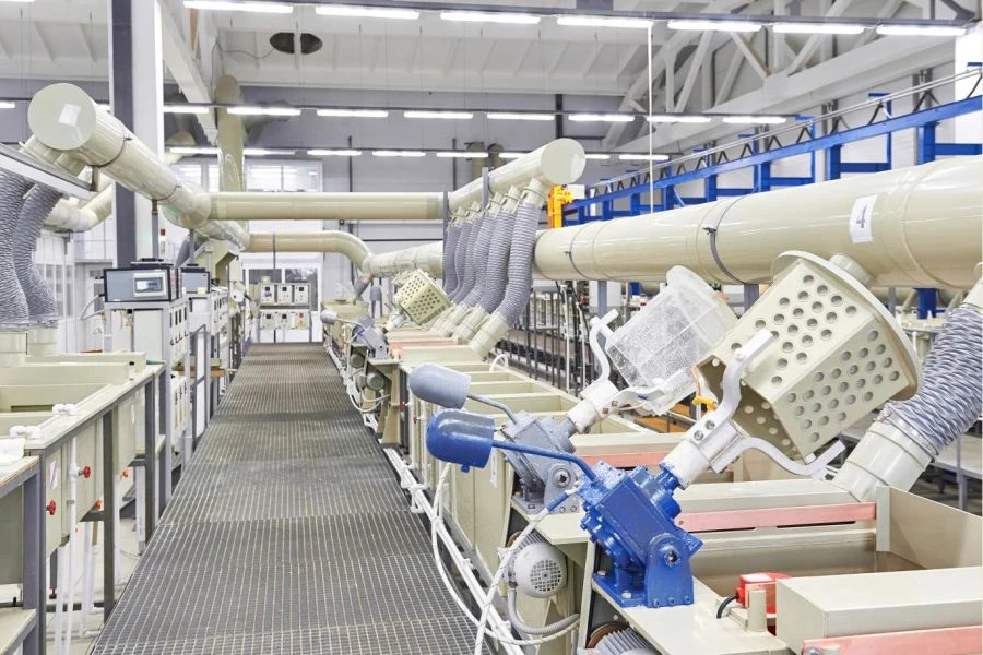 Galvanising line with bell-type baths
