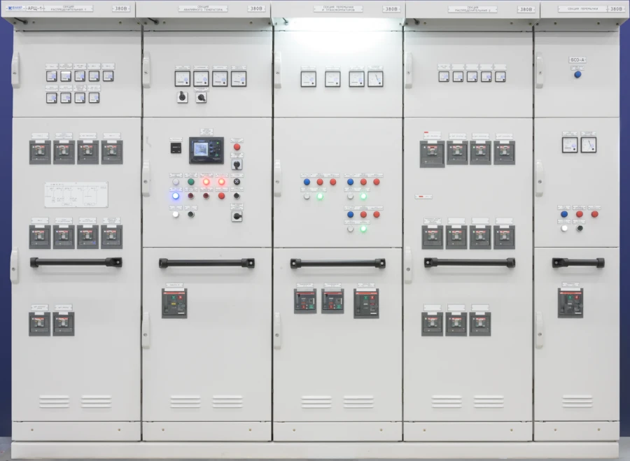 Ship emergency switchboards ARSH-VNIIR (230/400/690)
