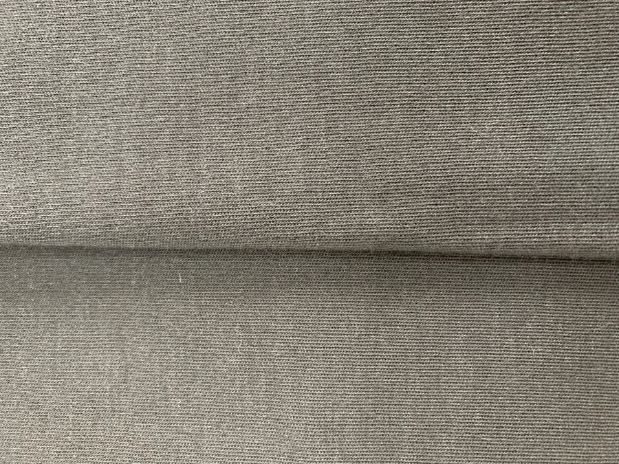 Semi woollen knitted fabric "RUNO 400", 35% wool, 65% acrylic.