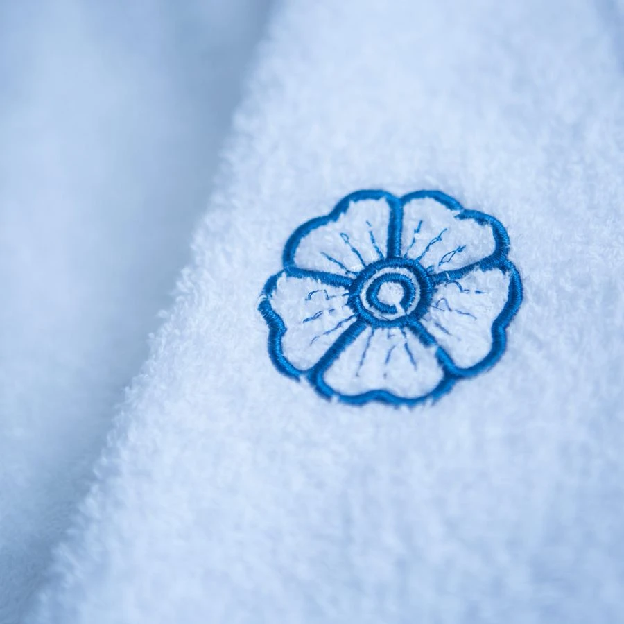 Embroidered cotton terry sheet