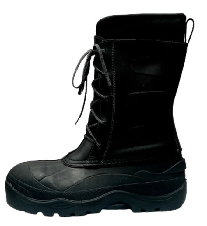 Special combined men's footwear with oil and petrol resistant rubber galoshes and leather upper with multilayer insulated lining