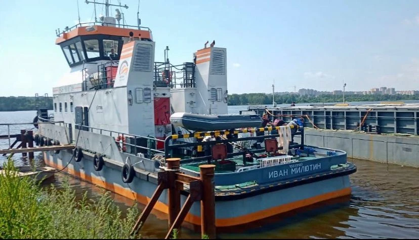 Tugboat. Tug motor ship-pusher "Ivan Milyutin" reg.no.247197