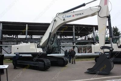 Single-bucket crawler excavator E270C