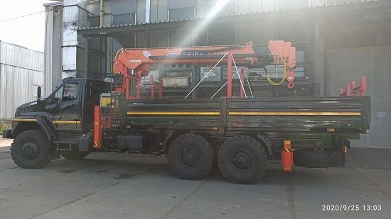 Special purpose vehicle with hydraulic loading crane of MKMA type on the basis of URAL 4320 and its modifications U0K05N-4L180