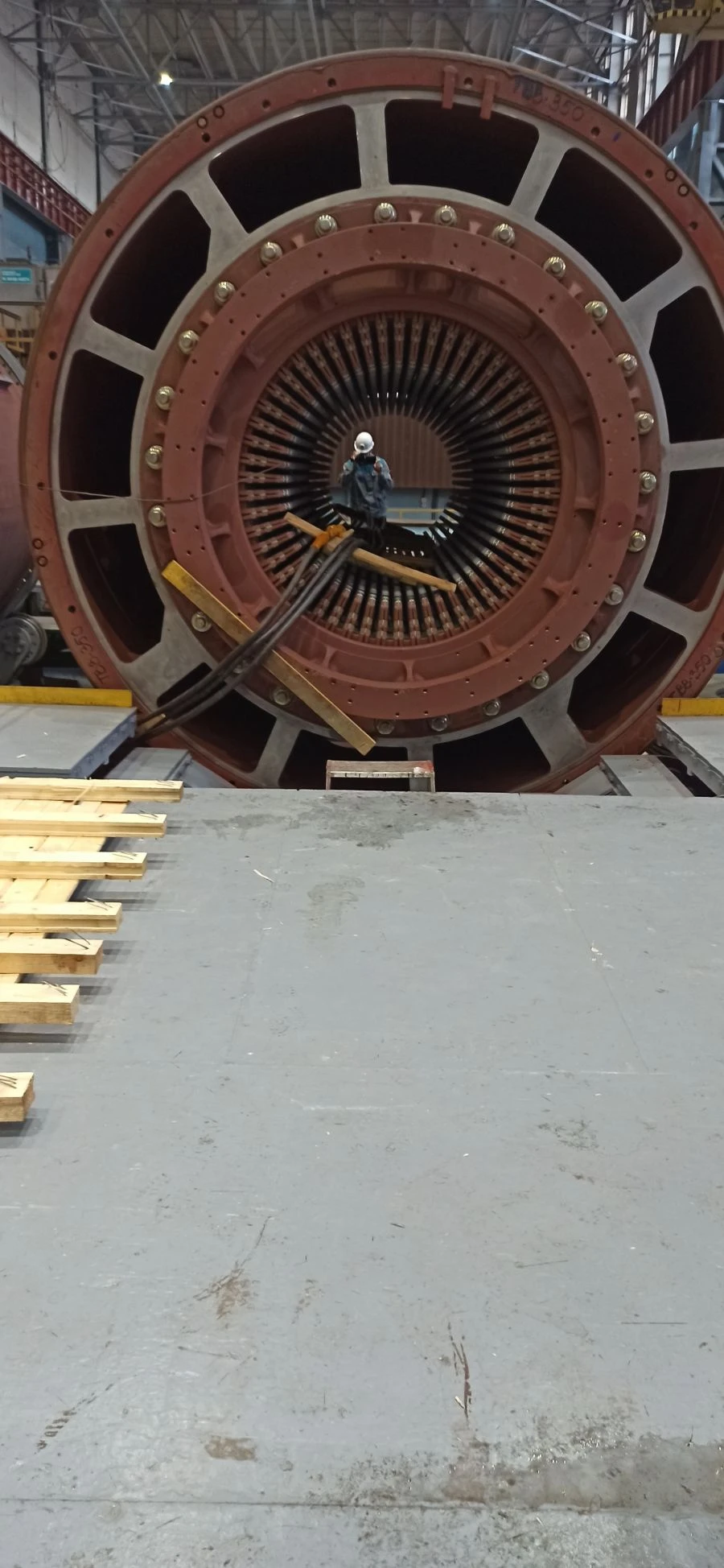 Turbogenerator of TVV-350-2U3 type for CHPP-22, unit No.10 of Mosenergo branch of PJSC Mosenergo.