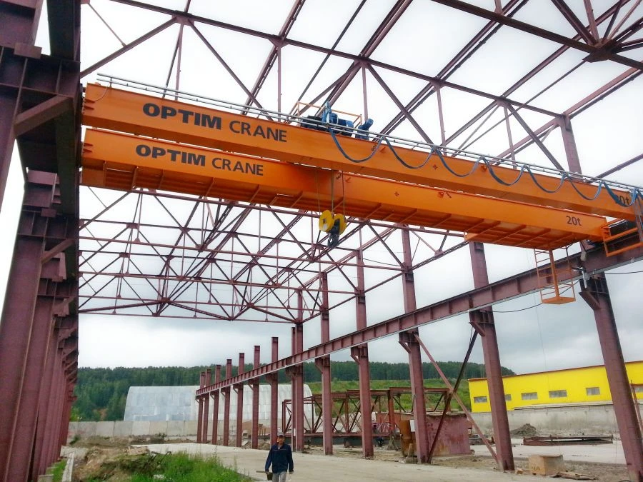 Electric double girder overhead travelling cranes supporting