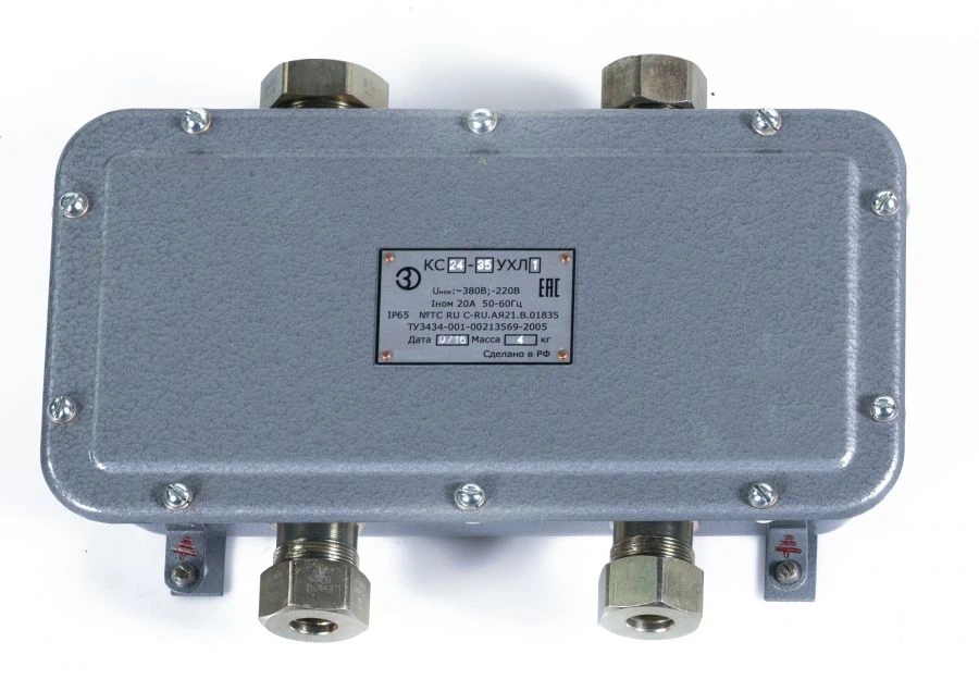 General industrial connection box of ??24 type