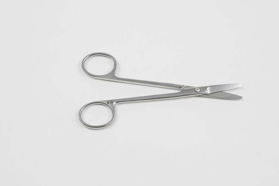 VZ-N-59, Surgical scissors, straight, 150 mm.