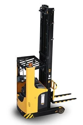 Electric reach trucks RT1700