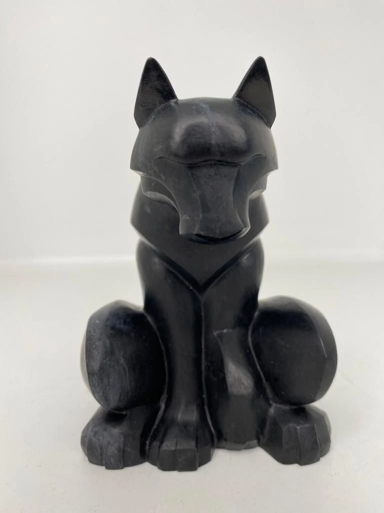 Stone-cutting piece "Wolf" (jade)