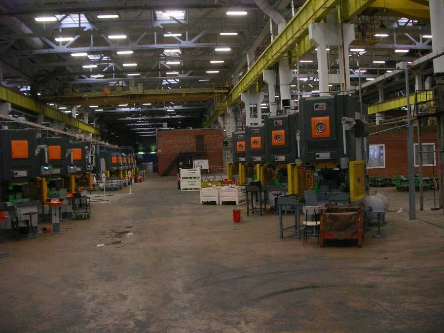 Single crank open non-sloping simple action presses KI2132