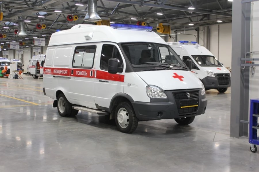 Ambulances of ambulance type 2250A modification: 2250B7 are made on the basis of GAZ chassis, type 3302 modification 27057.