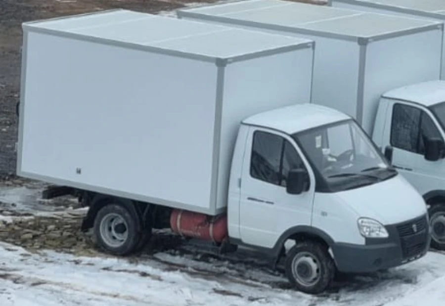 Trucks with technically additional gross vehicle weight less than 3.5 tonnes, type 2787 of modification 278812 on the basis of G