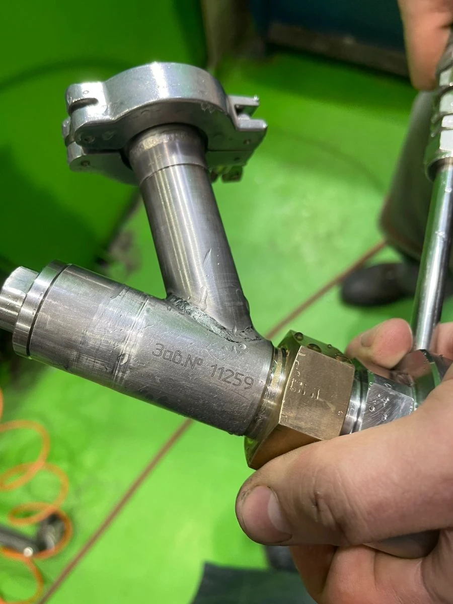 Vacuum shut-off valve AM243 Dn3-200 mm, Pn 0,1-1,6 MPa