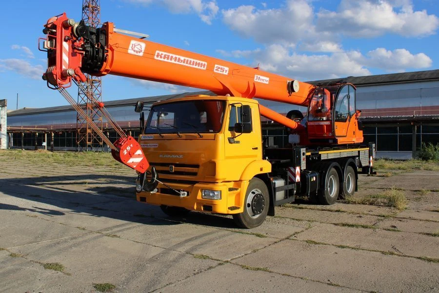 Truck crane KS-55713-1K-4