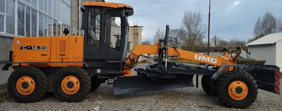 Motor grader GS-14.02 equipped with YaMZ-236G-1000171 engine with MOM, 6 configuration or YaMZ-236M2-1000140-46 engine with MOM,