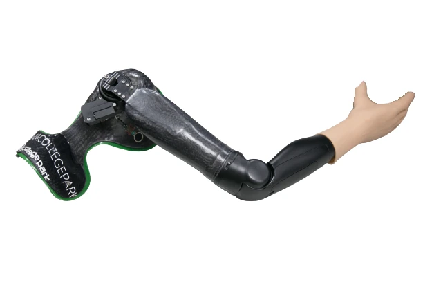 Prosthesis after shoulder dislocation with external energy source PR8-MBO