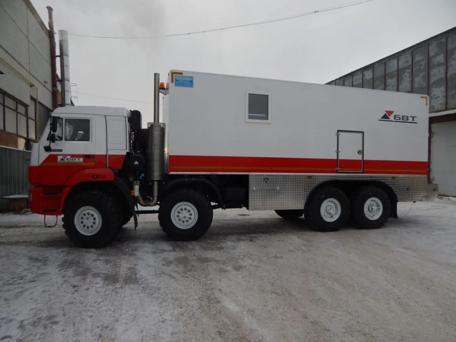 Self-propelled logging hoist PKC model 69574P on chassis KAMAZ-6560-53, KAMAZ-6560-54