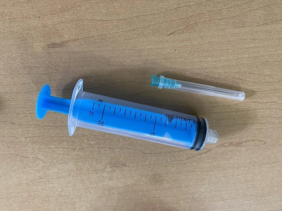 Injection syringe for single use, three-detailed, sterile type "Luer Lok", with needle, version - 2A "Luer Lok" with needle, in