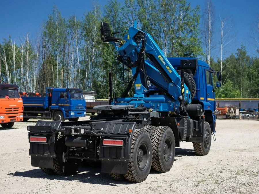 Special purpose vehicle with KMA type hydraulic loading crane on the basis of KAMAZ 53504 and its modifications 51K12N-U8