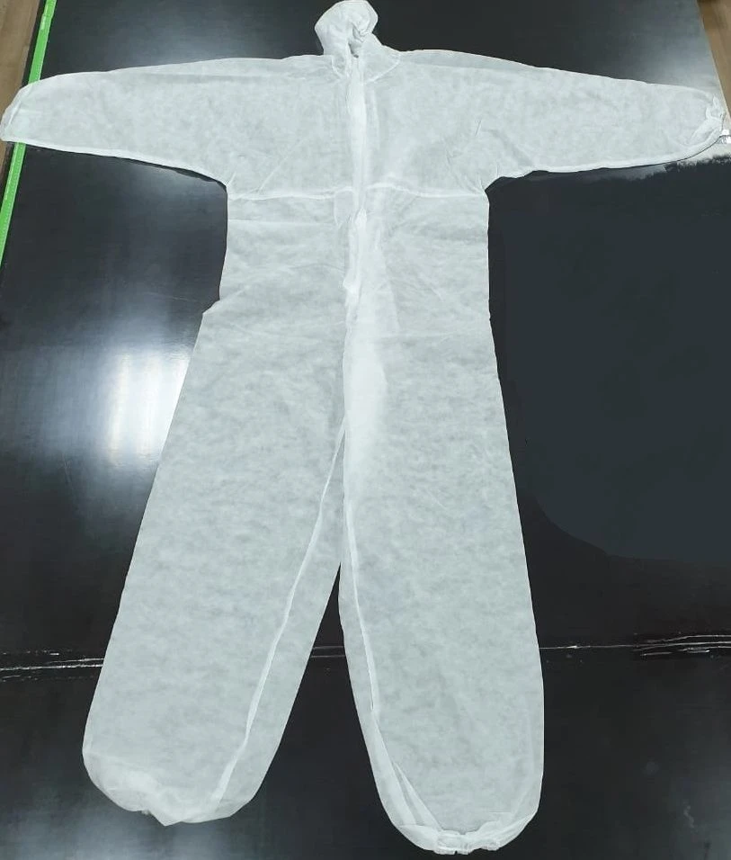 Disposable nonwoven articles according to TU 13.95.10-002-67798088-2020: disposable overalls
