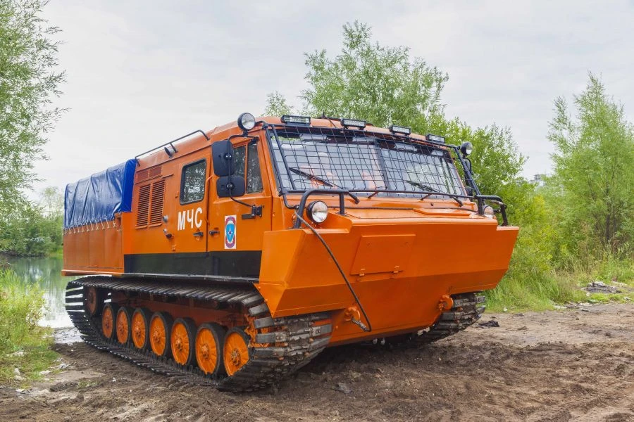 Crawler snowmobiler TTM-5906