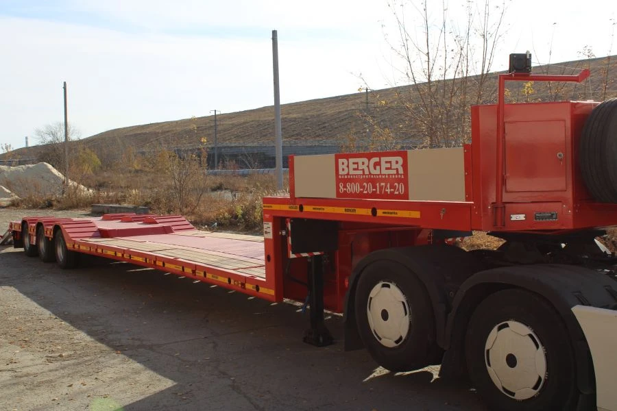 Semitrailer 9853 in modifications 9853-0000040-01, 9853-0000040-02, 9853-0000040-03, 9853- 0000040-04, 9853-0000040-05, 9853-000