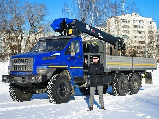 Special purpose vehicle with hydraulic loading crane of MKMA type on the base of URAL 4320 and its modifications U0K06N-4Z152