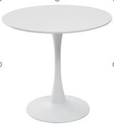 Round dining table