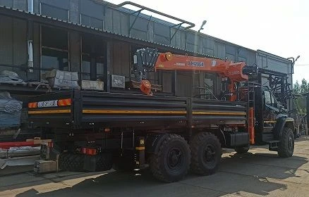 Special purpose vehicle with hydraulic loading crane of MKMA type on the base of URAL 4320 and its modifications U0K06N-UF