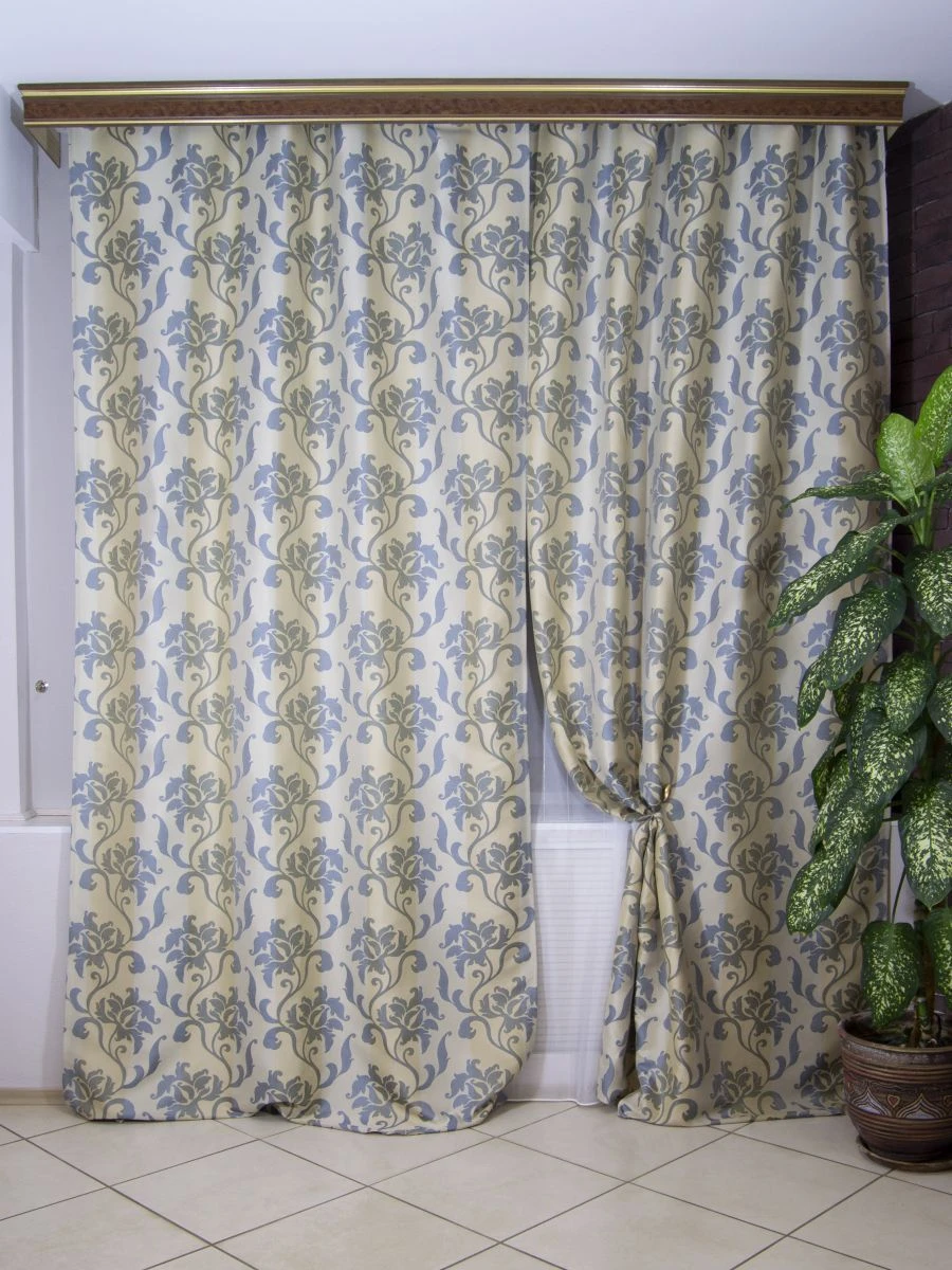 Textile curtain