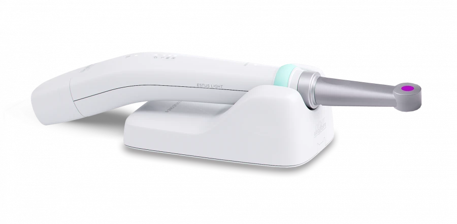 Dental photoactivator for polymerisation of composite filling materials. Model "Estus Light" (WITH "LUMI" FILLING MATERIAL)